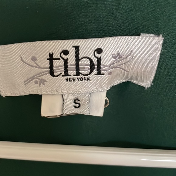 TIBI v-neck draped dress. - Picture 3 of 3